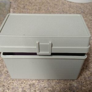 Vintage (In New Condition) Recipe Card Box With New Dividers